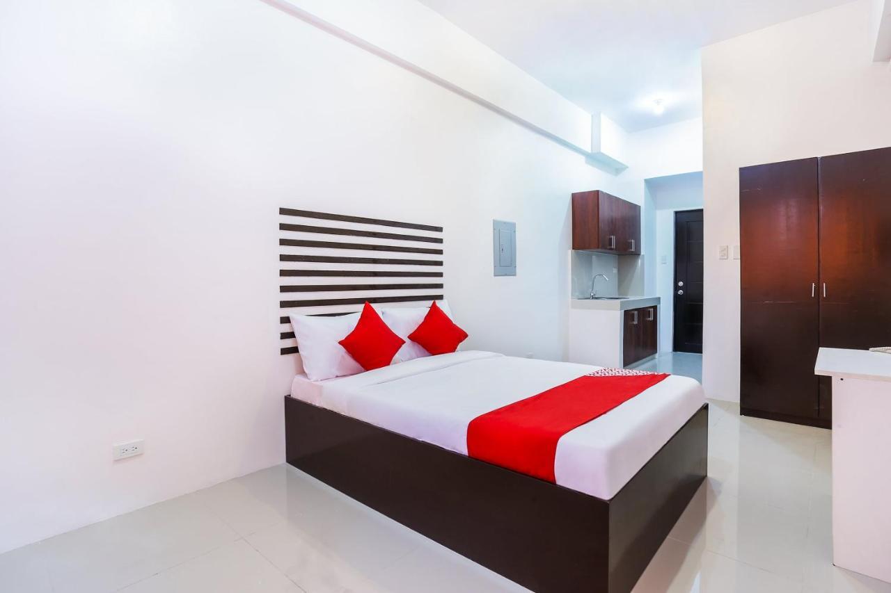 Oyo 505 Jardin Suites Manila Bagian luar foto